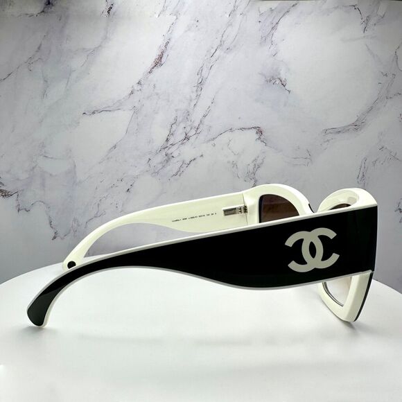 New CHANEL Sunglasses - Picture 6 of 16